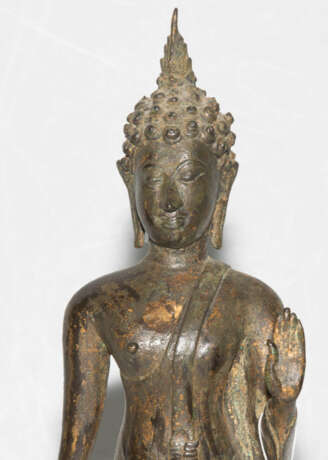 Schreitender Buddha - photo 6