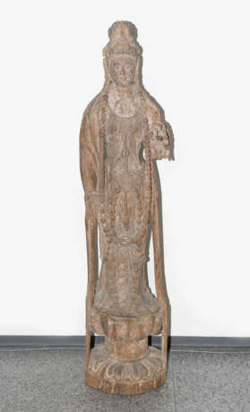 Stehende Guanyin - photo 1