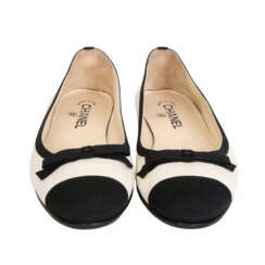 CHANEL Ballerinas, Grösse 38,5 C, Neupreis: ca. 600,-€.