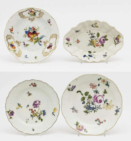 An oval bowl and three plates - photo 1