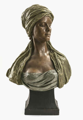 A large bust of a Bulgarian woman - photo 1