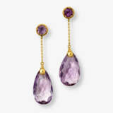 A brooch and pair of drop earrings with amethysts and cultured pearls - photo 2