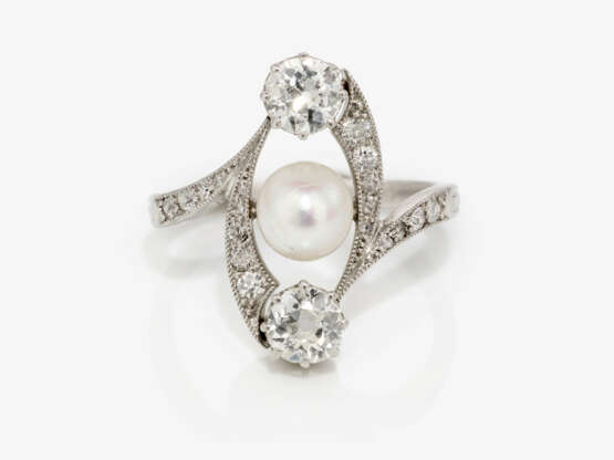 A ring with old brilliant cut diamonds and a cultured pearl - photo 2