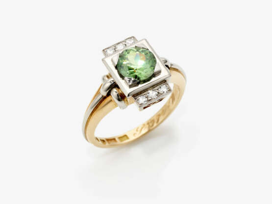 A historical ring with a small demantoid rarity and diamonds - фото 1