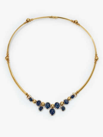 A necklace with sapphire cabochons and brilliant cut diamonds - фото 2