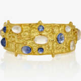 A bangle with sapphires and moonstones - photo 2