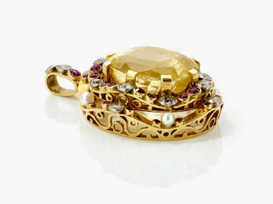 A pendant with yellow sapphire, diamonds, pearls and rubies - photo 3