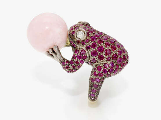 A frog ring with brilliant cut diamonds, rubies and a pink opal - photo 2