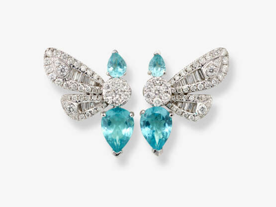 A pair of ''butterfly'' stud earrings decorated with azure blue apatites, brilliant- and baguette-cut diamonds - фото 1
