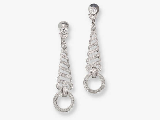 A pair of diamond drop earrings - фото 1