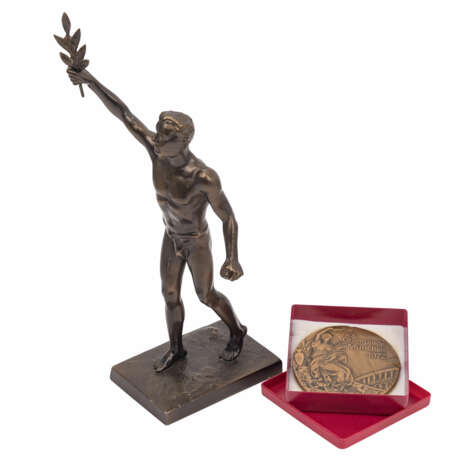 Höchst selten! Bronzefarbene Medaille der XX. Olympiade München 1972, - Foto 1