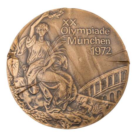 Höchst selten! Bronzefarbene Medaille der XX. Olympiade München 1972, - Foto 7