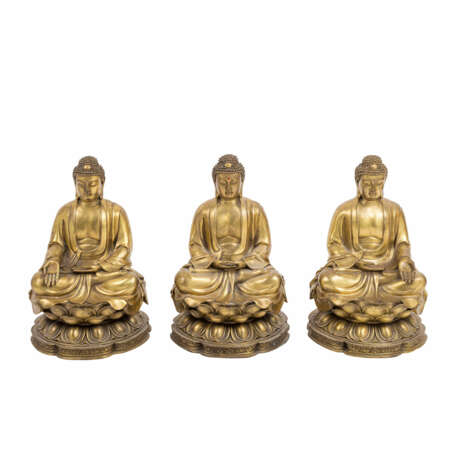 3 Buddha-Darstellungen aus Messing. TIBETO-CHINESISCH. - фото 2