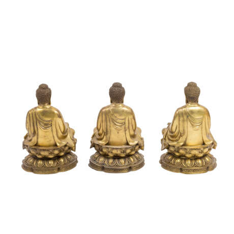 3 Buddha-Darstellungen aus Messing. TIBETO-CHINESISCH. - photo 5