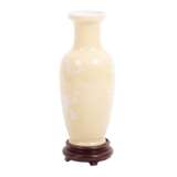 Vase aus Porzellan. JAPAN, Meiji-Periode (1868-1912), - Foto 2