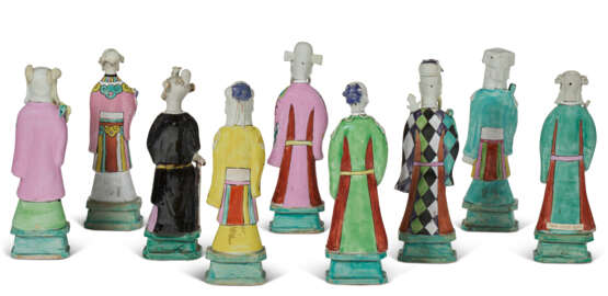 A GROUP OF NINE CHINESE EXPORT PORCELAIN FAMILLE ROSE FIGURES OF IMMORTALS - photo 2