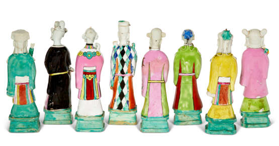A GROUP OF EIGHT CHINESE EXPORT PORCELAIN FAMILLE ROSE FIGURES OF IMMORTALS - photo 2