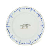 A SET OF SIX CHINESE EXPORT PORCELAIN PLATES - фото 4
