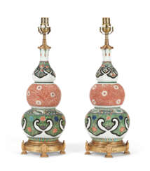 A PAIR OF ORMOLU-MOUNTED CHINESE EXPORT PORCELAIN TRIPLE GOURD VASES, MOUNTED AS LAMPS