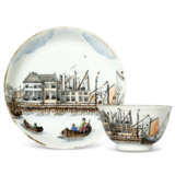 A CHINESE EXPORT PORCELAIN 'AMSTERDAM WATERFRONT' TEABOWL AND SAUCER - фото 1