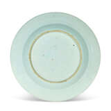 A CHINESE EXPORT PORCELAIN 'DON QUIXOTE' OVAL PLATTER - фото 8