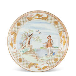A CHINESE EXPORT PORCELAIN FAMILLE ROSE 'FISHERMAN' PLATE