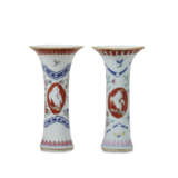 A SMALL CHINESE EXPORT PORCELAIN THREE-PIECE GARNITURE - photo 12