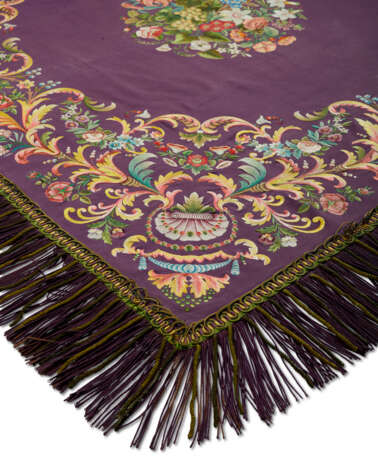 AN ENGLISH EMBROIDERED TABLE COVER OF PURPLE FACECLOTH - photo 4
