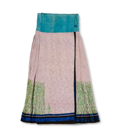 TWO CHINESE EMBROIDERED SILK SKIRTS - Foto 7