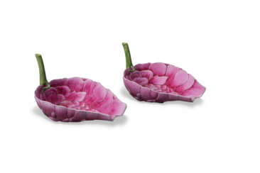 A PAIR OF CHINESE PEONY-FORM CUPS