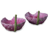 A PAIR OF CHINESE PEONY-FORM CUPS - Foto 3