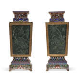 A PAIR OF CHINESE JADE AND CHAMPLEVÉ ENAMEL LANTERNS - photo 3