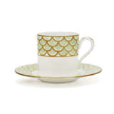 AN ASSEMBLED FRENCH (LE TALLEC) HARLEQUIN PART DEMITASSE SERVICE - Foto 4