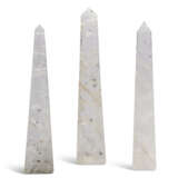 A GROUP OF THREE ROCK CRYSTAL OBELISKS - фото 4