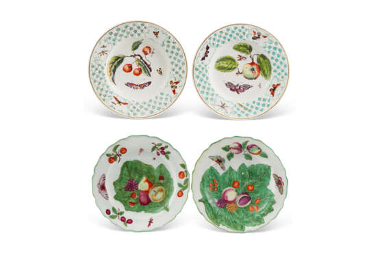 TWO PAIRS OF ENGLISH PORCELAIN PLATES - Foto 1