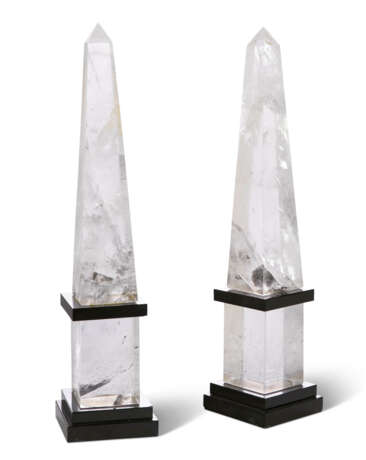 A PAIR OF ROCK CRYSTAL AND HARDSTONE OBELISKS - фото 1