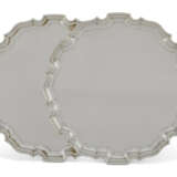 TWO AMERICAN SILVER FOOTED SALVERS - фото 1