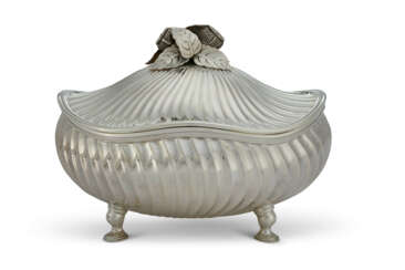 A SILVER SOUP TUREEN AND COVER