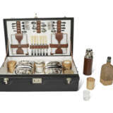 A SET OF THREE FITTED PICNIC HAMPERS AND ACCOUTREMENTS - фото 4