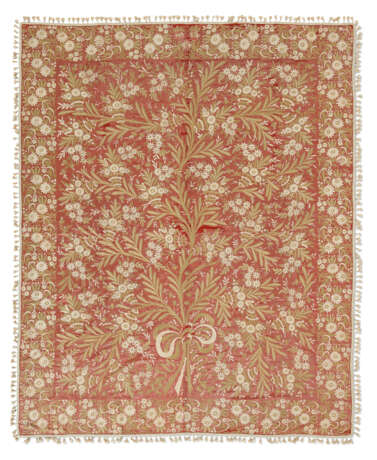 A TURKISH SILK EMBROIDERED COVERLET - photo 2