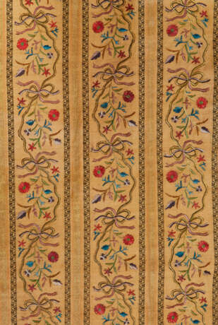 A TURKISH EMBROIDERED ANTARI - photo 4