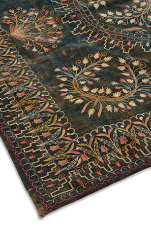 A TURKISH SILK EMBROIDERED VELVET COVER - фото 5