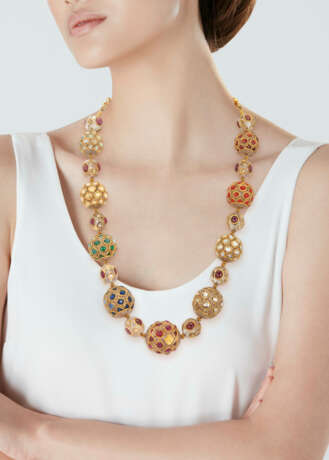 A CRYSTAL, MULTI-GEM AND DIAMOND NECKLACE - фото 2