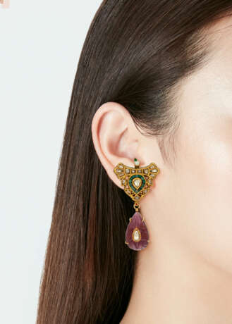 TWO PAIRS OF INDIAN MULTI-GEM AND DIAMOND EARRINGS - photo 2