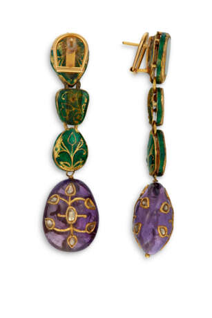TWO PAIRS OF INDIAN MULTI-GEM AND DIAMOND EARRINGS - фото 7