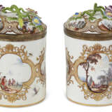 TWO SILVER-GILT-MOUNTED MEISSEN PORCELAIN CYLINDRICAL TOBACCO JARS AND COVERS - photo 4