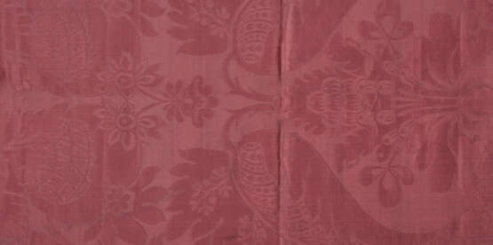 A GROUP OF SEVEN BERRY TONED SILKS - photo 22