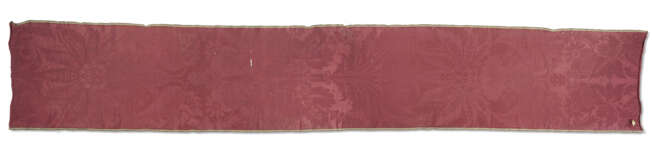 A GROUP OF SEVEN BERRY TONED SILKS - photo 35