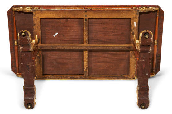 A GEORGE IV SATINWOOD AND PARCEL-GILT WRITING TABLE - photo 8