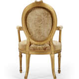 A MATCHED PAIR OF GEORGE III GILTWOOD ARMCHAIRS - фото 5